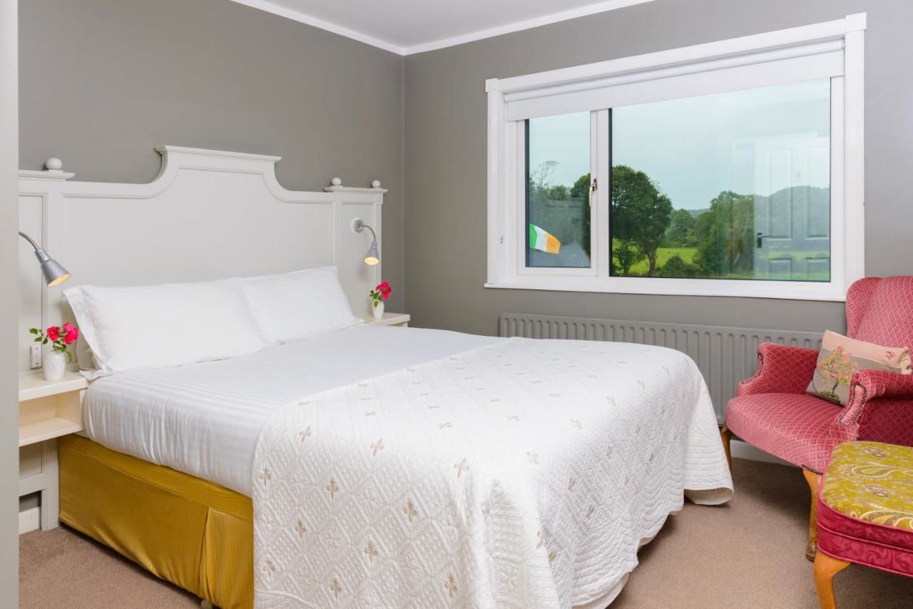Отели типа «постель и завтрак» Lios Na Manach Farmhouse B&B Килларни