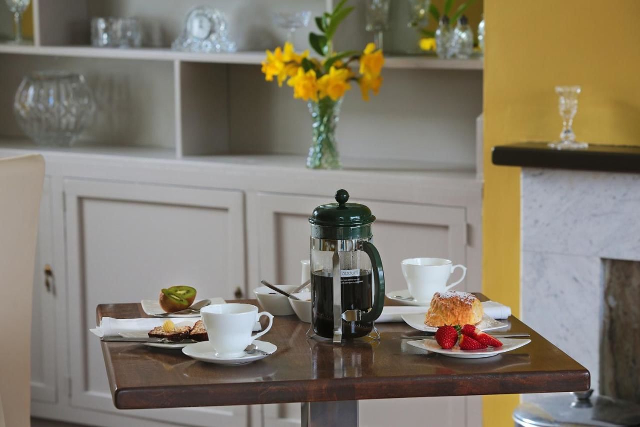 Отели типа «постель и завтрак» Lios Na Manach Farmhouse B&B Килларни-45