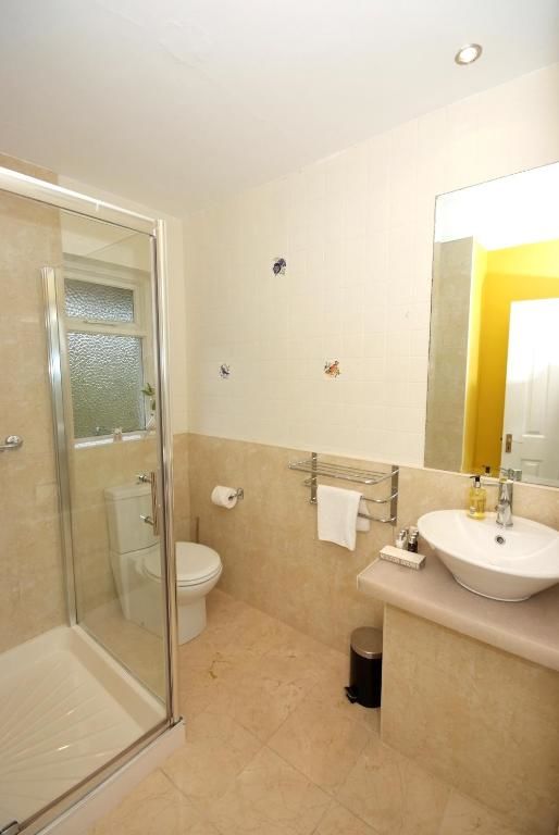 Отели типа «постель и завтрак» Lios Na Manach Farmhouse B&B Килларни